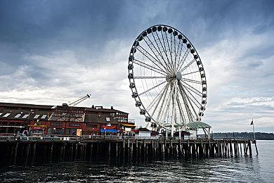 《最终幻想：像素复刻版》全球销量已突破300万